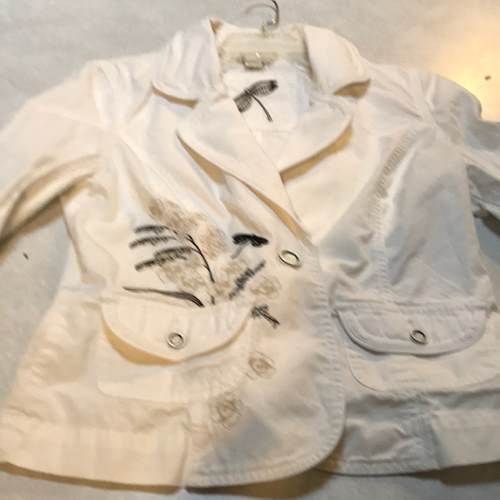 White House Black Market size 8 jacket